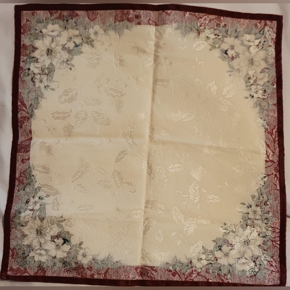 Set of 4 Holiday Table Napkins - Picture 2 of 2